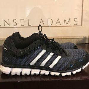 Men’s 9.5 Adidas